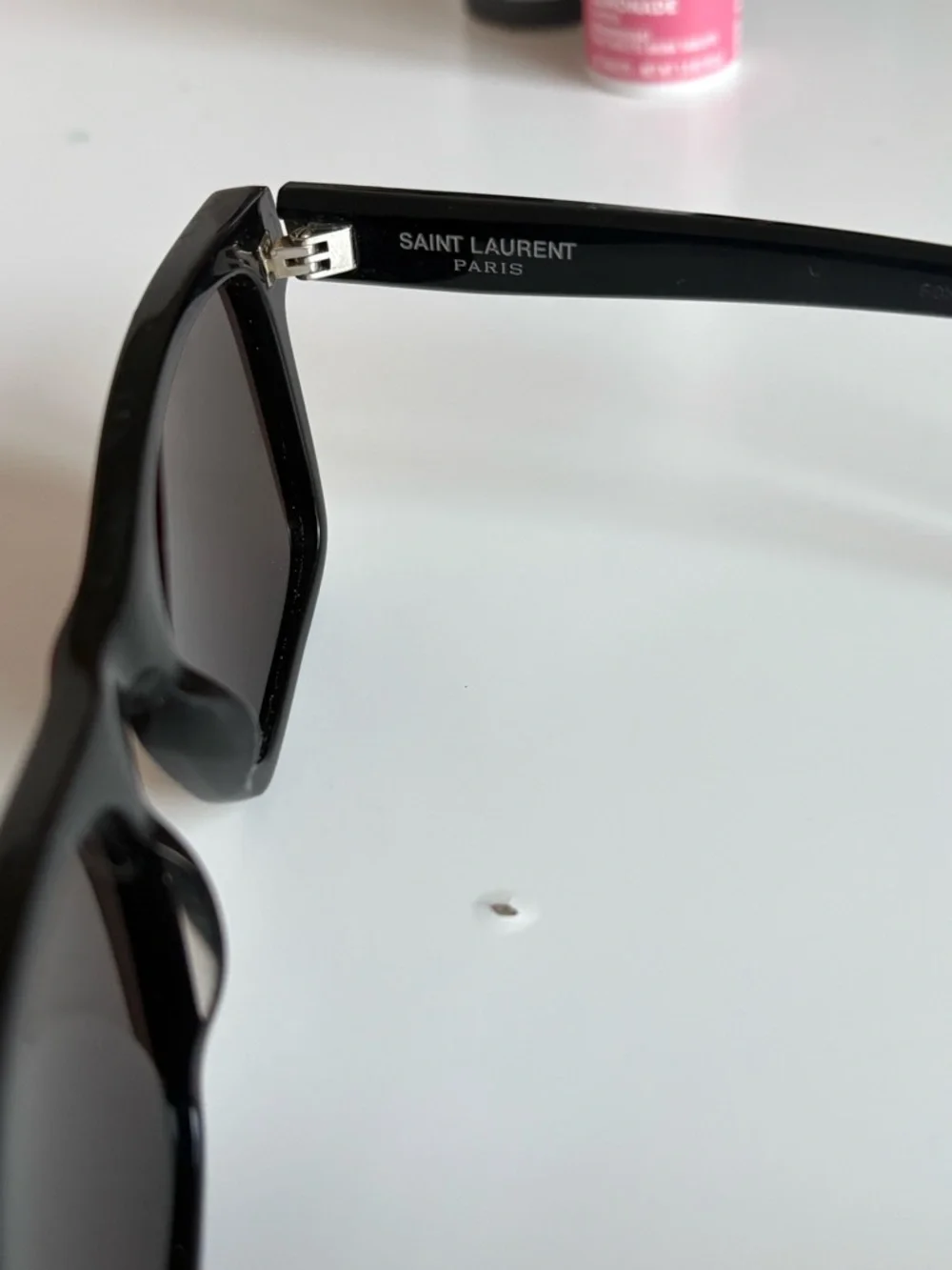 Saint Laurent SL M13 005
Eyeglasses
Black 53mm Unisex - Picture 3 of 6